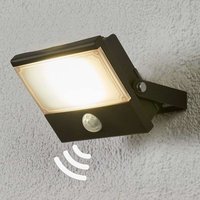 Auron funktionel udendørs LED-spot med sensor | Lamper og Belysning Den gigantiske lampeverden