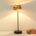 Elegant designet bordlampe BANDEROLE GOLD i jern
