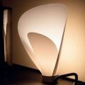 Formfuldendt bordlampe Pine Smart Volume