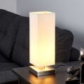 Martje – hvid bordlampe med E14-LED-pære
