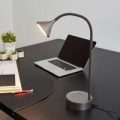 Justerbar LED bordlampe Ellister med USB-port